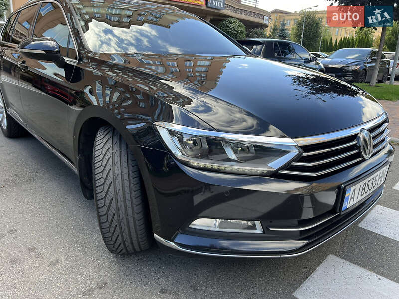 Универсал Volkswagen Passat 2015 в Киеве