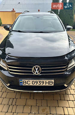 Универсал Volkswagen Passat 2011 в Дрогобыче
