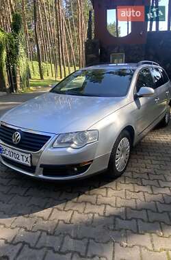 Универсал Volkswagen Passat 2010 в Львове