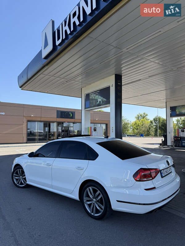 Седан Volkswagen Passat 2017 в Днепре фото 13 Седан Volkswagen Passat 2017 в Днепре