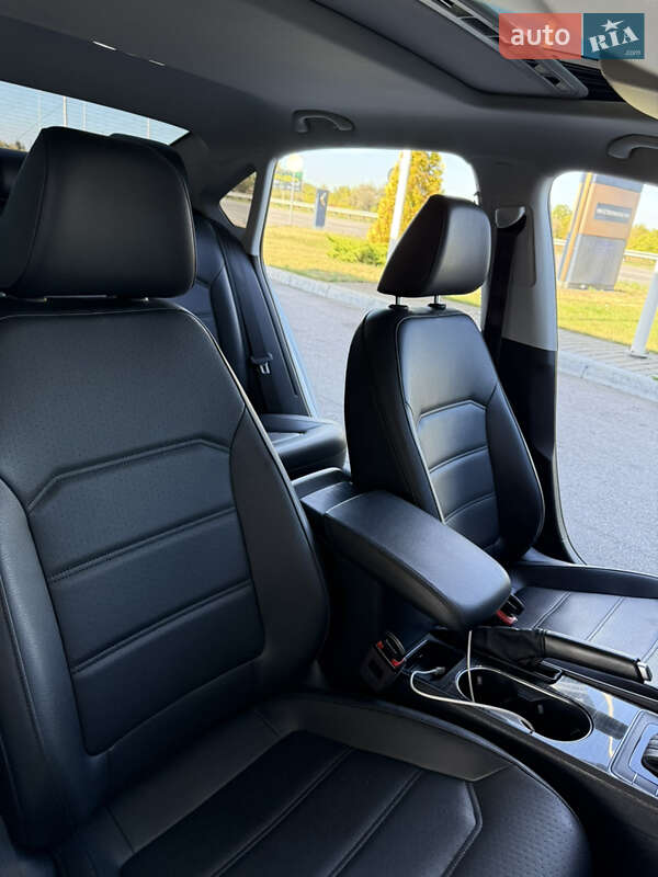 Седан Volkswagen Passat 2017 в Днепре фото 26 Седан Volkswagen Passat 2017 в Днепре