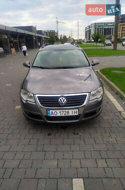 Универсал Volkswagen Passat 2008 в Ужгороде