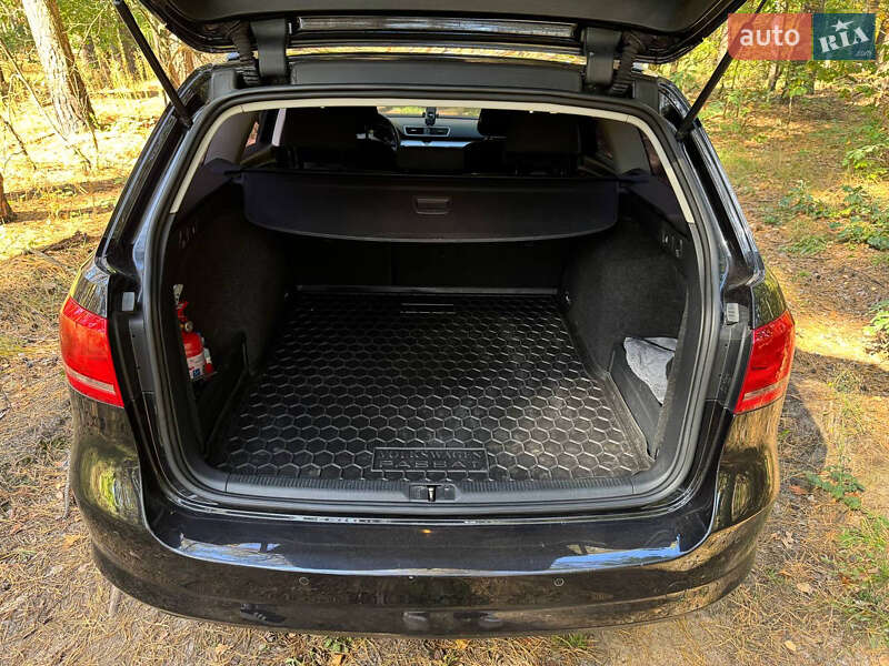 Универсал Volkswagen Passat 2011 в Полтаве