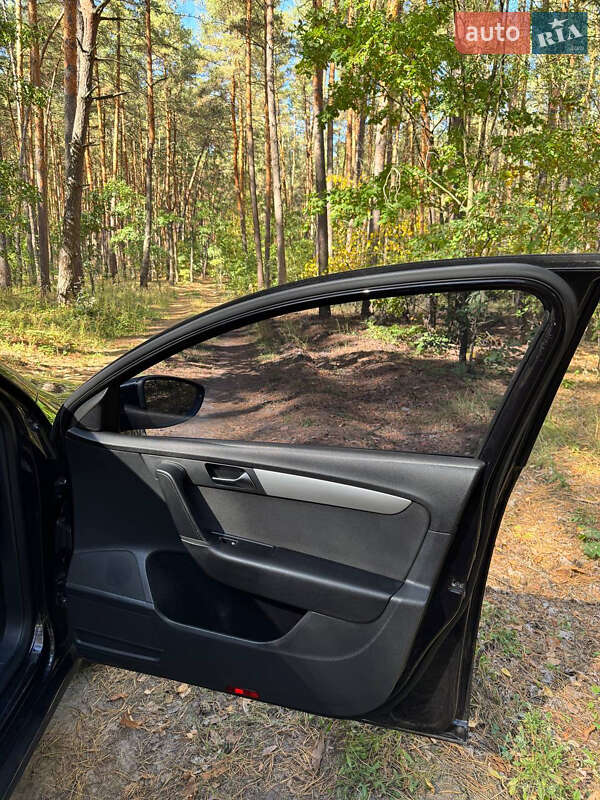 Универсал Volkswagen Passat 2011 в Полтаве