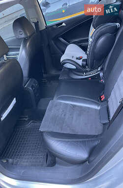 Седан Volkswagen Passat 2008 в Кропивницком