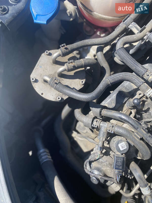 Универсал Volkswagen Passat 2013 в Ивано-Франковске