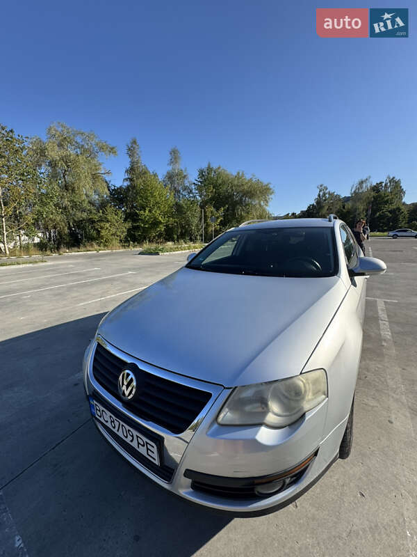 Универсал Volkswagen Passat 2006 в Дрогобыче
