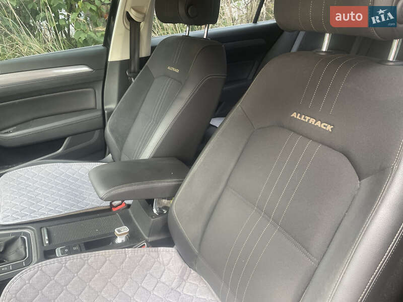 Универсал Volkswagen Passat 2016 в Калуше фото 11 Универсал Volkswagen Passat 2016 в Калуше