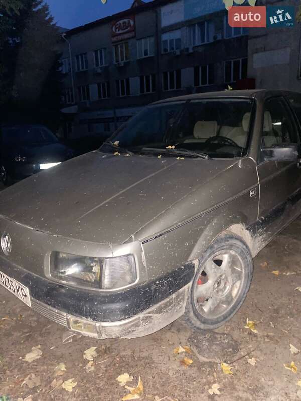 Volkswagen Passat 1990 Volkswagen Passat 1990