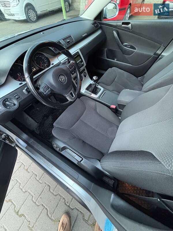 Универсал Volkswagen Passat 2009 в Черновцах