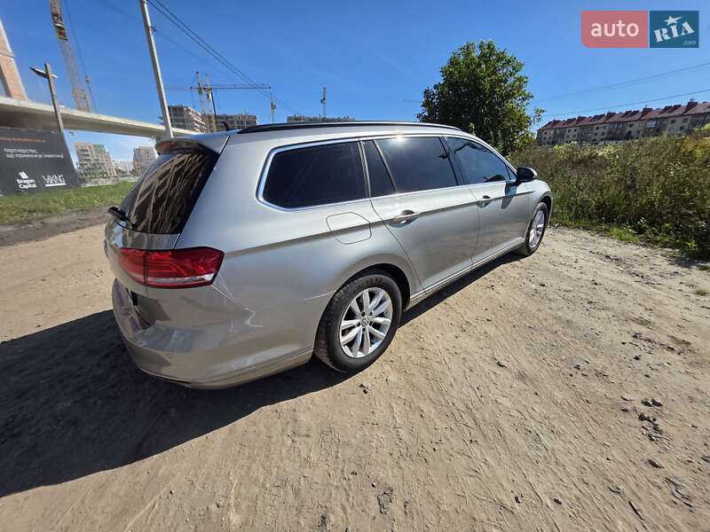 Универсал Volkswagen Passat 2015 в Львове