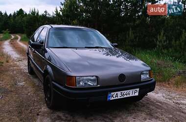 Седан Volkswagen Passat 1990 в Геронимівка