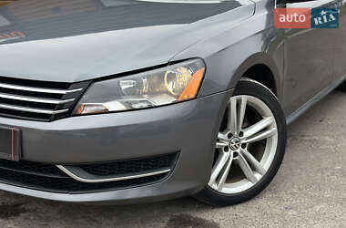 Седан Volkswagen Passat 2013 в 