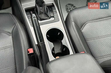 Седан Volkswagen Passat 2013 в 