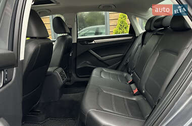 Седан Volkswagen Passat 2013 в 