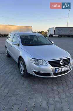 Универсал Volkswagen Passat 2010 в Луцке