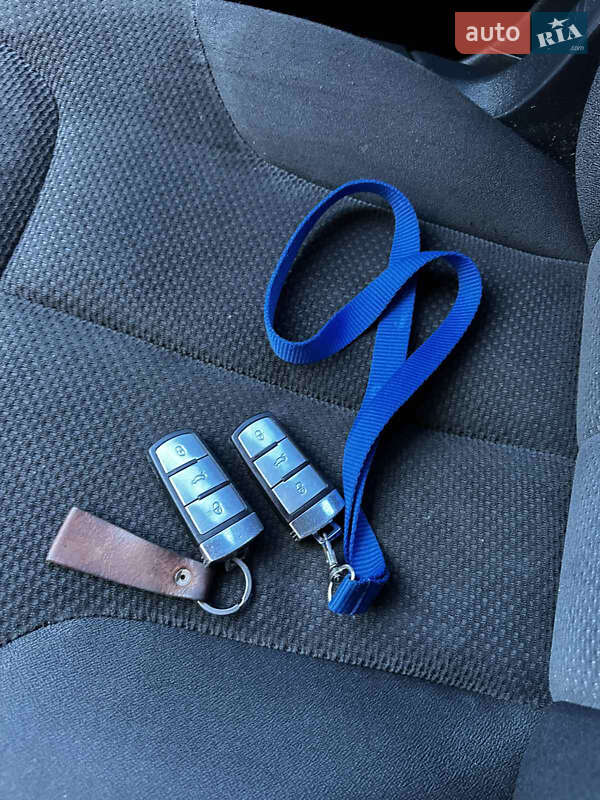 Универсал Volkswagen Passat 2007 в Вижнице