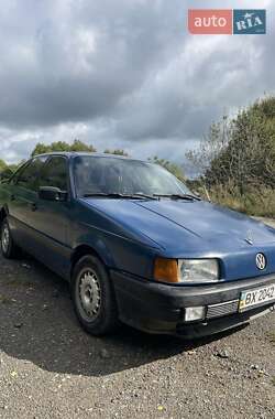 Седан Volkswagen Passat 1989 в Летичеве