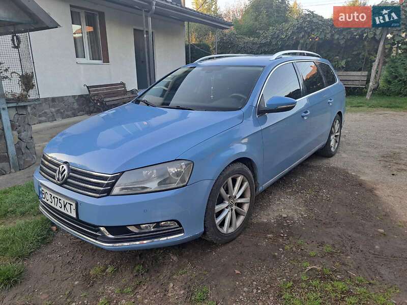 Универсал Volkswagen Passat 2012 в Стрые