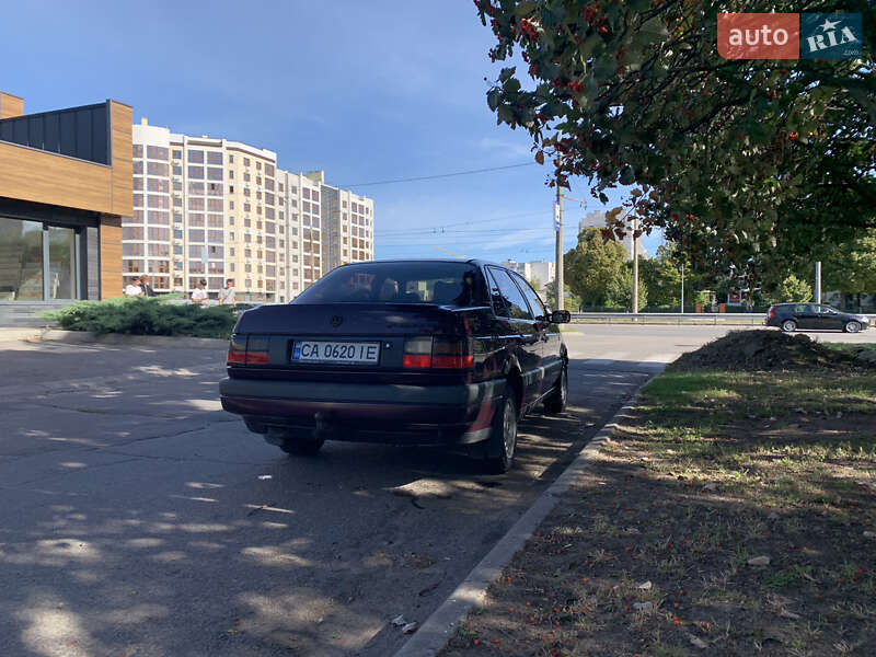 Седан Volkswagen Passat 1993 в Черкассах фото 8 Седан Volkswagen Passat 1993 в Черкассах