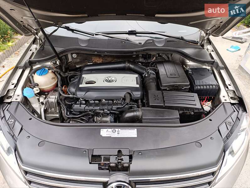 Седан Volkswagen Passat 2012 в Мироновке