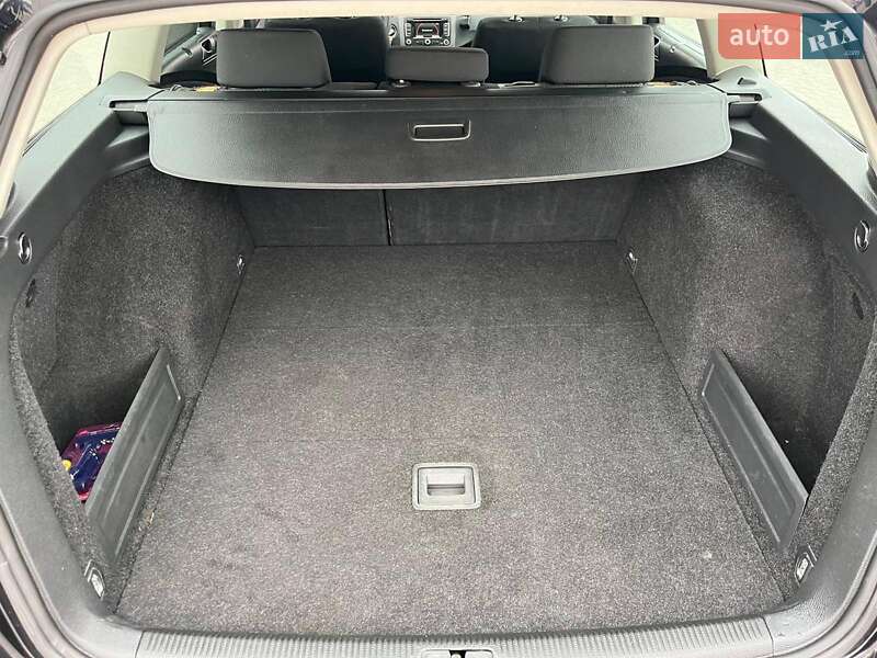 Універсал Volkswagen Passat 2009 в Львові