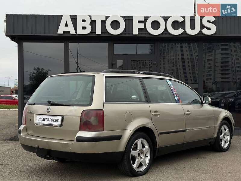 Универсал Volkswagen Passat 2004 в Киеве