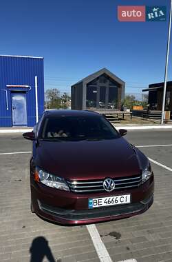 Седан Volkswagen Passat 2013 в Миколаєві
