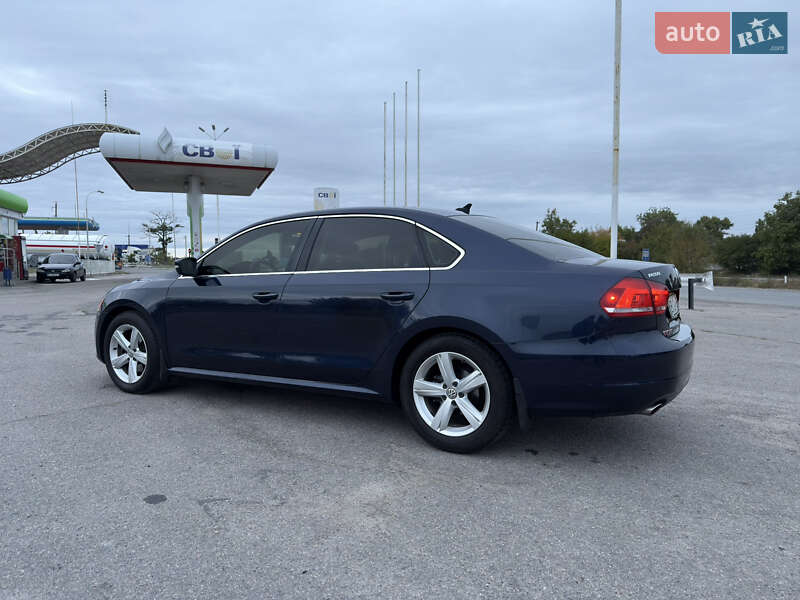 Седан Volkswagen Passat 2012 в Полтаве