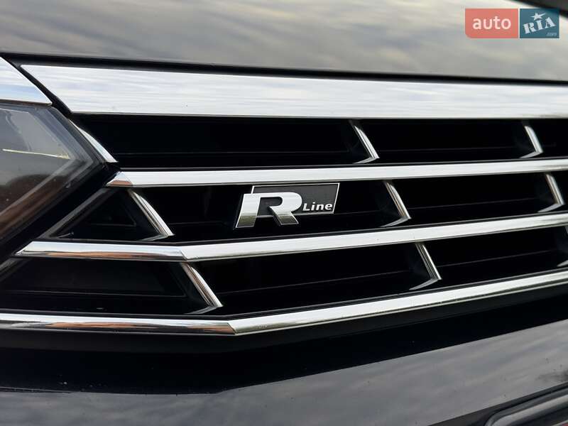 Универсал Volkswagen Passat 2019 в Луцке