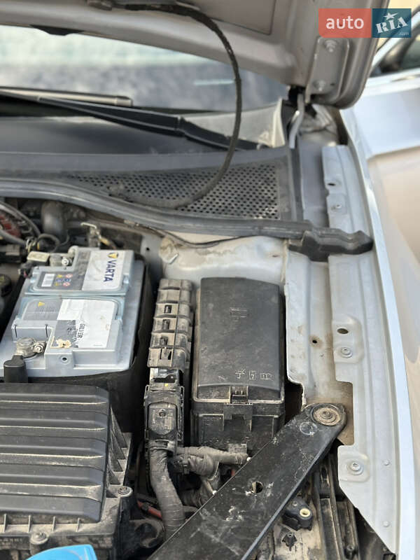 Універсал Volkswagen Passat 2019 в Чернігові