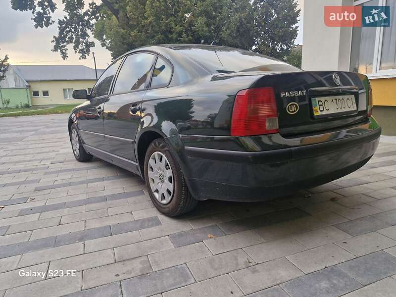 Седан Volkswagen Passat 1997 в Тернополе