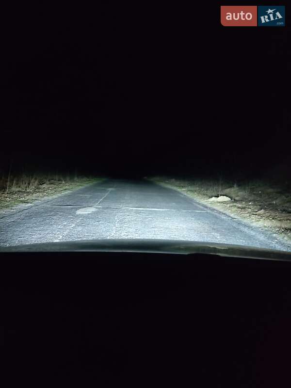 Седан Volkswagen Passat 2006 в Лубнах