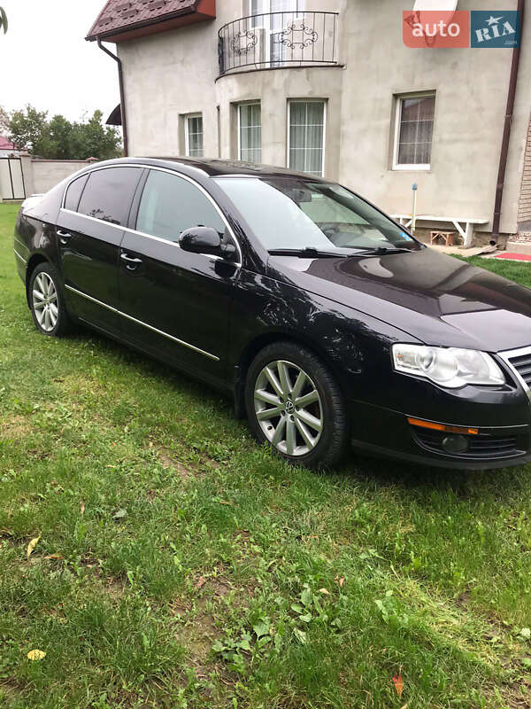 Седан Volkswagen Passat 2010 в Ярмолинцах