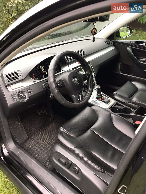 Седан Volkswagen Passat 2010 в Ярмолинцах