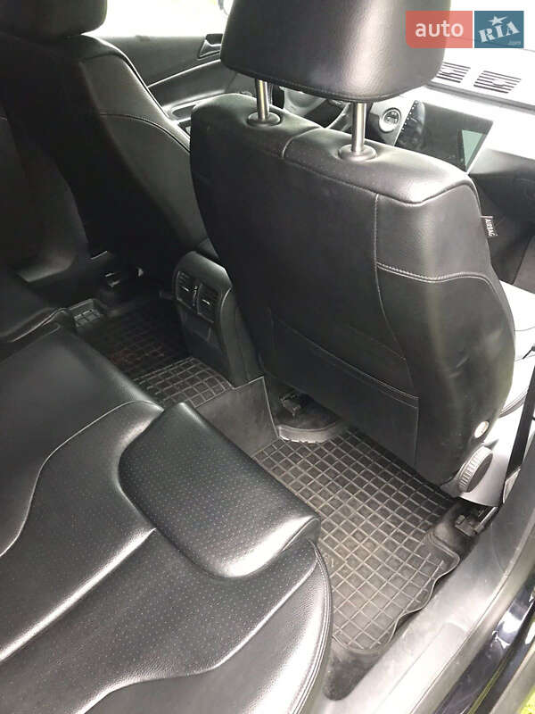 Седан Volkswagen Passat 2010 в Ярмолинцах