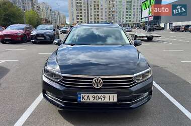 Универсал Volkswagen Passat 2015 в 