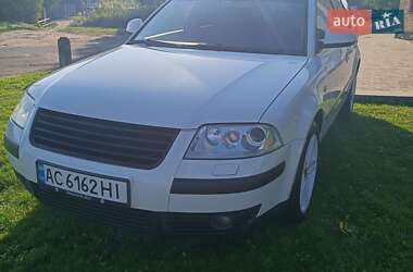 Універсал Volkswagen Passat 2004 в Луцьку