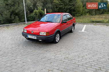 Седан Volkswagen Passat 1988 в Харькове