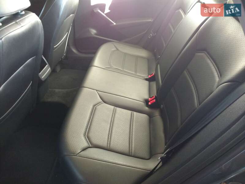 Седан Volkswagen Passat 2018 в Барышевке фото 20 Седан Volkswagen Passat 2018 в Барышевке