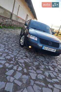 Седан Volkswagen Passat 2003 в 