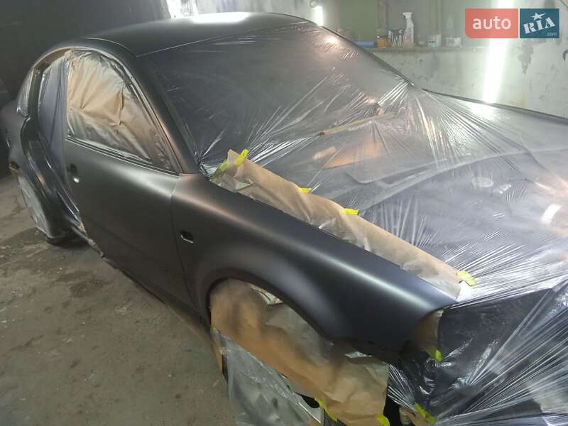 Седан Volkswagen Passat 2003 в Виноградове