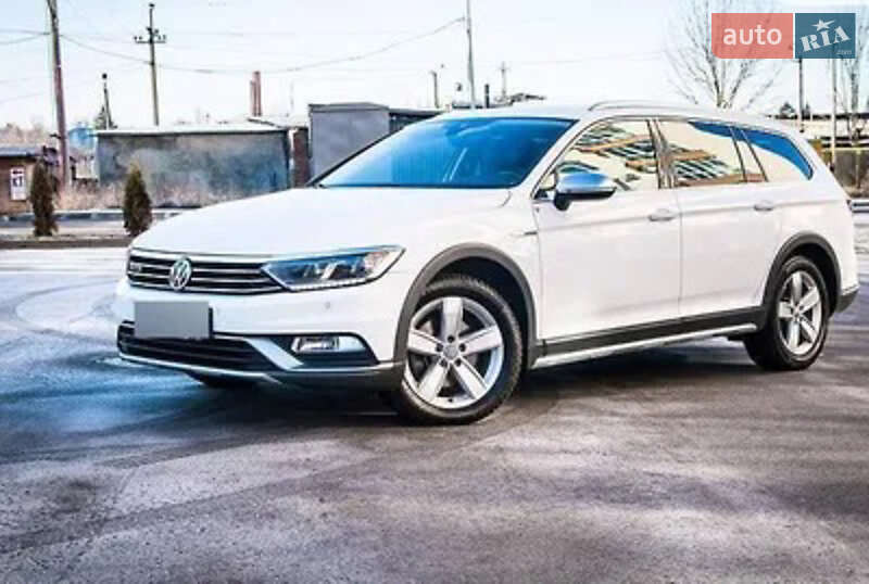 Універсал Volkswagen Passat 2017 в Дніпрі