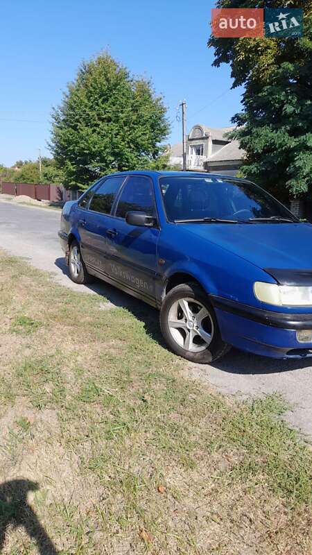 Седан Volkswagen Passat 1996 в Хотине фото 16 Седан Volkswagen Passat 1996 в Хотине