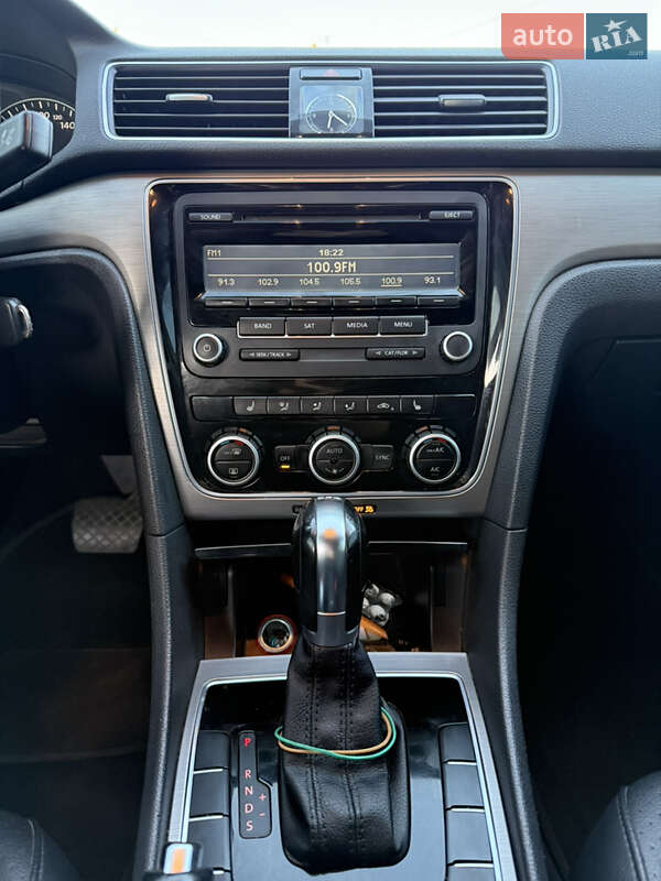 Седан Volkswagen Passat 2013 в Первомайске