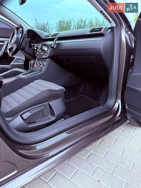 Универсал Volkswagen Passat 2013 в Радехове