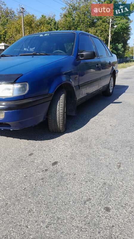Седан Volkswagen Passat 1996 в Хотине фото 8 Седан Volkswagen Passat 1996 в Хотине