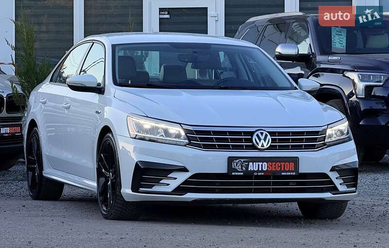 Седан Volkswagen Passat 2018 в Харькове