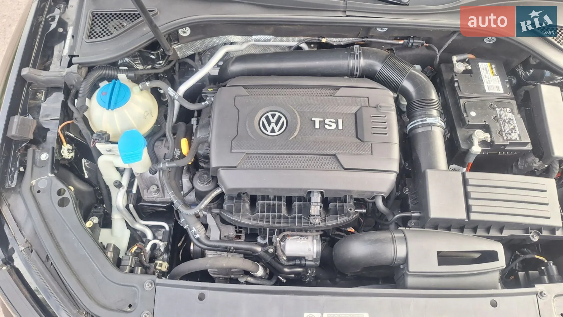 2016 Volkswagen Passat - мініатюра 32
