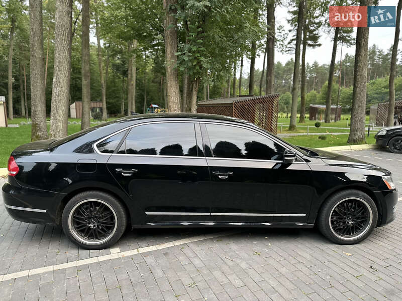 Седан Volkswagen Passat 2012 в Шепетовке